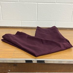 Torrid Studio 18S pant color winter bloom.Good condition